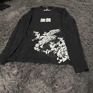 Japna Black and White Graphic Long Sleeve Tee